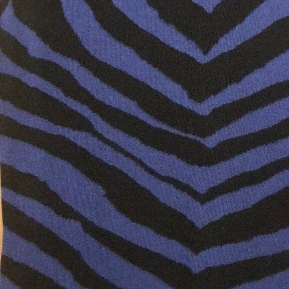 Express sweater dress - Picture 4 of 6